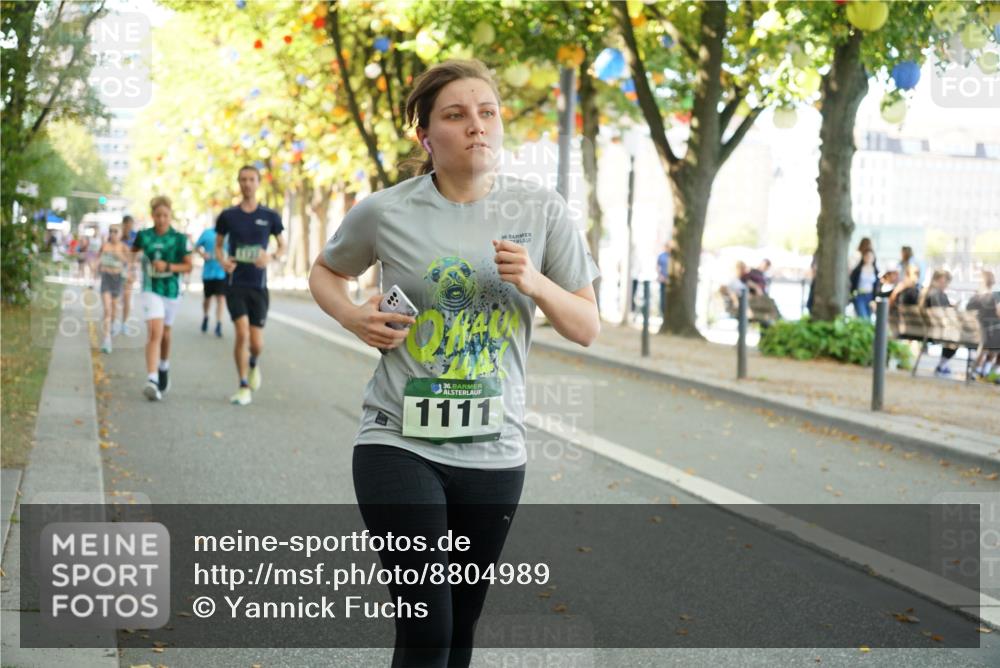07.09.2025 - BARMER Alsterlauf Yannick Fuchs http://msf.ph/oto/8804989 07.09.2025 11:53:10 Laufen 136, 1111, 36 meine-sportfotos.de