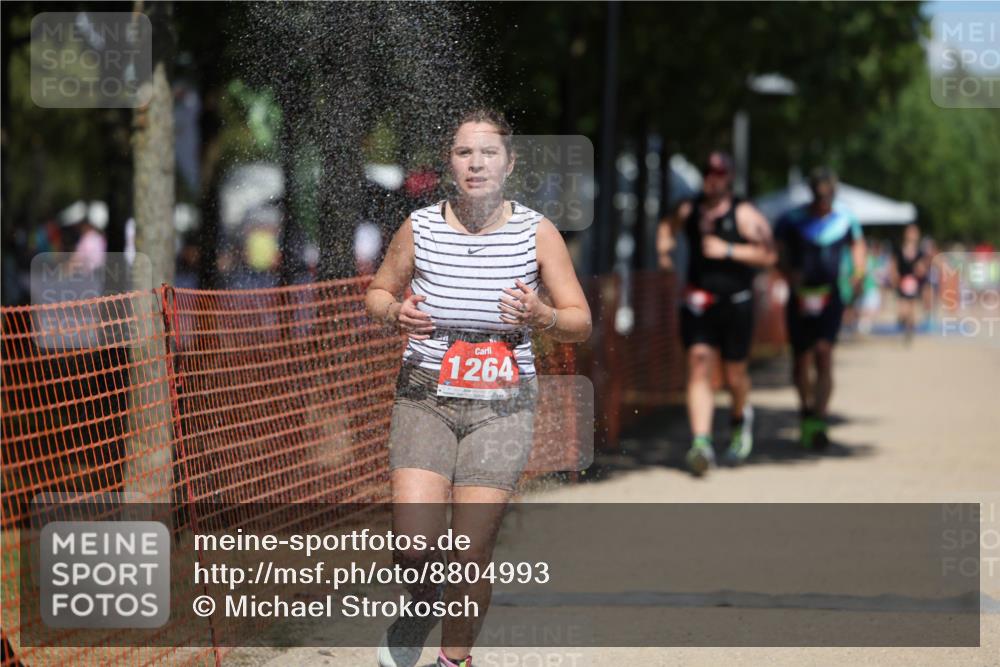 07.09.2025 - 19. Norderstedt Triathlon Michael Strokosch http://msf.ph/oto/8804993 07.09.2025 13:15:03 Laufen 166, 275, 308, 1264 meine-sportfotos.de