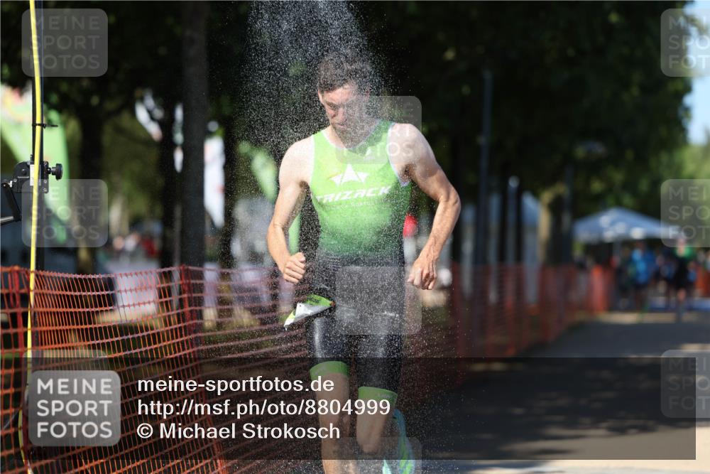07.09.2025 - 19. Norderstedt Triathlon Michael Strokosch http://msf.ph/oto/8804999 07.09.2025 14:58:38 Laufen 1003 meine-sportfotos.de