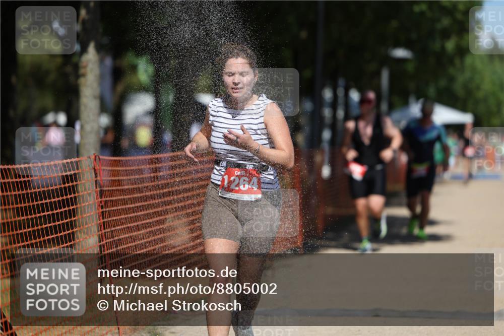 07.09.2025 - 19. Norderstedt Triathlon Michael Strokosch http://msf.ph/oto/8805002 07.09.2025 13:15:03 Laufen 166, 275, 308, 1264 meine-sportfotos.de