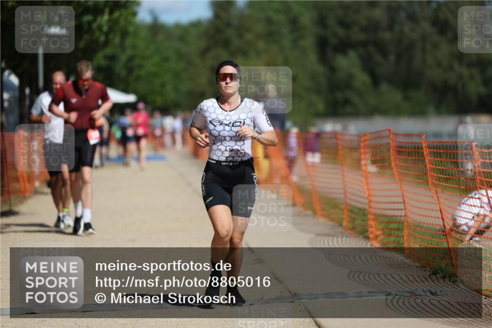 07.09.2025 - 19. Norderstedt Triathlon Michael Strokosch http://msf.ph/oto/8805016 07.09.2025 12:37:10 Laufen 253, 260, 280, 719, 738, 861, 1244 meine-sportfotos.de