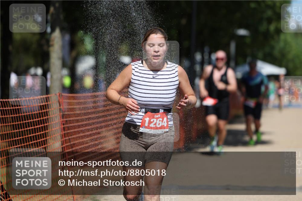07.09.2025 - 19. Norderstedt Triathlon Michael Strokosch http://msf.ph/oto/8805018 07.09.2025 13:15:03 Laufen 166, 275, 308, 1264 meine-sportfotos.de