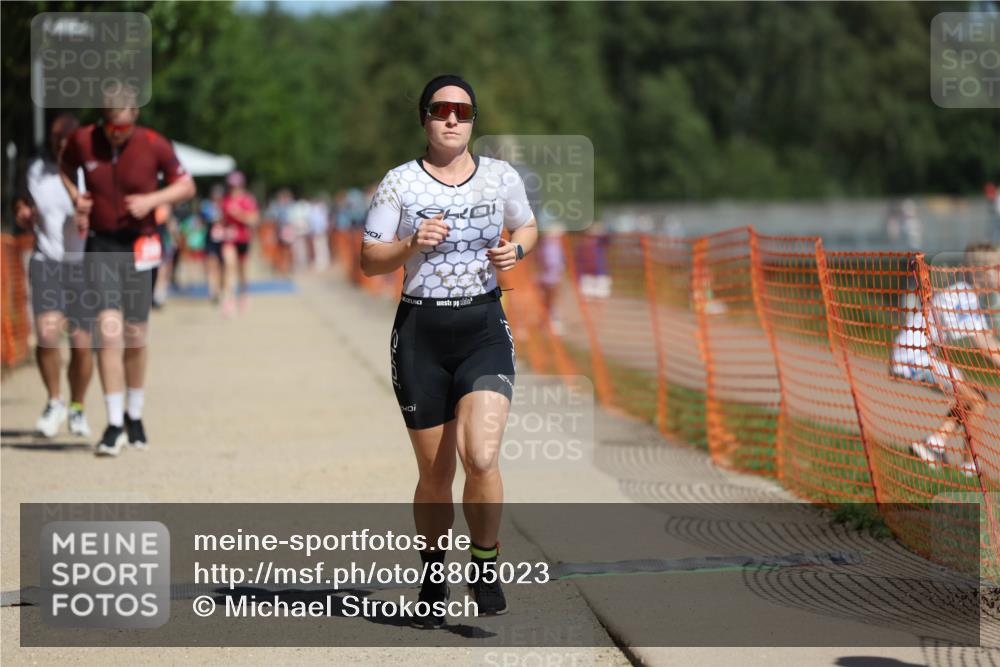 07.09.2025 - 19. Norderstedt Triathlon Michael Strokosch http://msf.ph/oto/8805023 07.09.2025 12:37:10 Laufen 253, 260, 280, 719, 738, 861, 1244 meine-sportfotos.de
