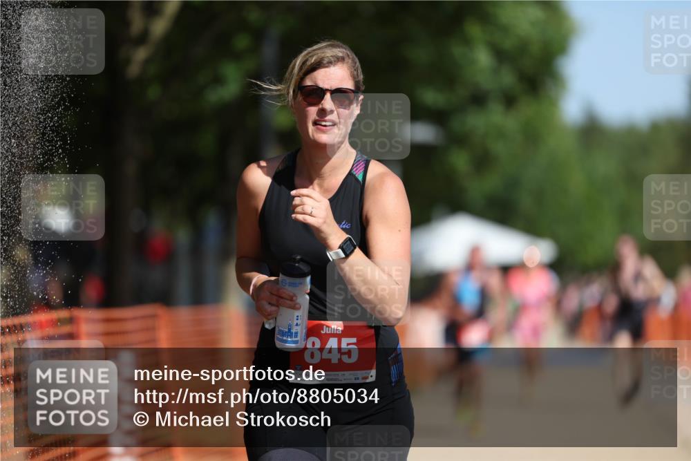 07.09.2025 - 19. Norderstedt Triathlon Michael Strokosch http://msf.ph/oto/8805034 07.09.2025 12:07:17 Laufen 152, 821, 845, 1200 meine-sportfotos.de