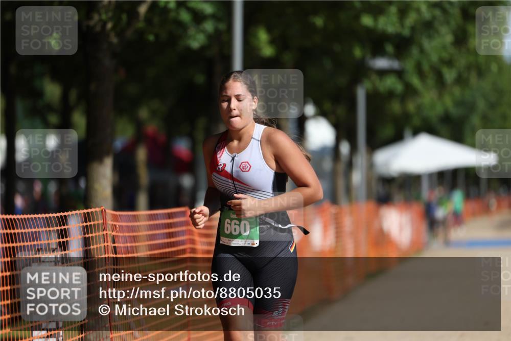 07.09.2025 - 19. Norderstedt Triathlon Michael Strokosch http://msf.ph/oto/8805035 07.09.2025 11:07:14 Laufen 660 meine-sportfotos.de