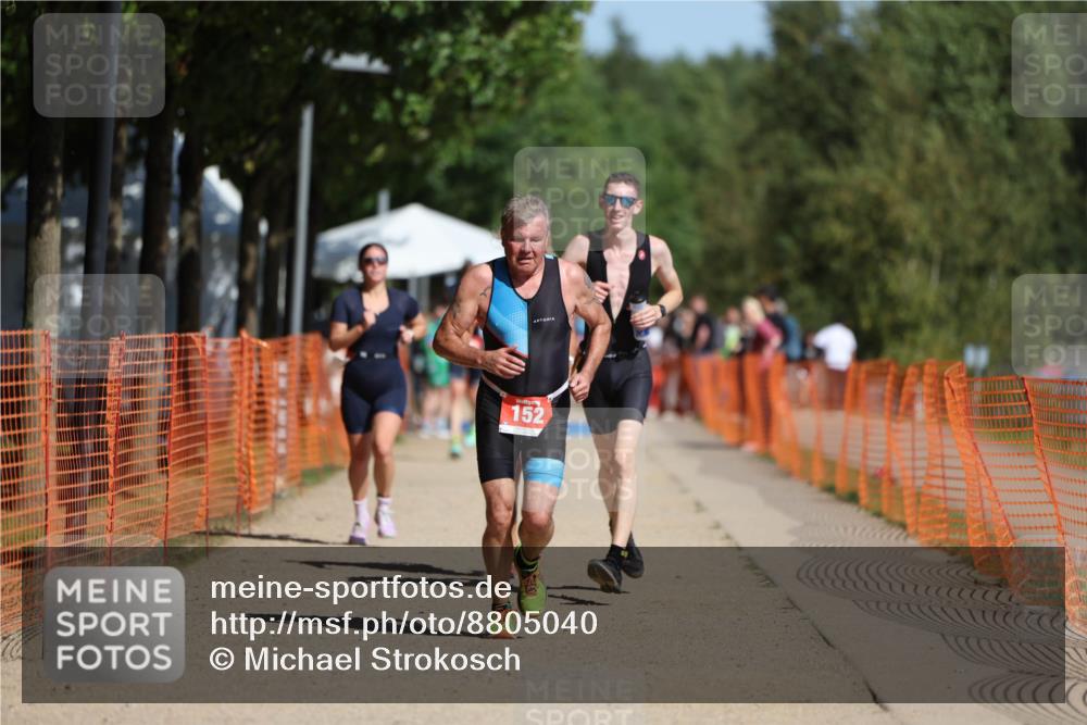 07.09.2025 - 19. Norderstedt Triathlon Michael Strokosch http://msf.ph/oto/8805040 07.09.2025 12:07:21 Laufen 152, 1200, 1314, 1368 meine-sportfotos.de