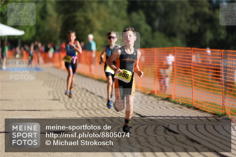 07.09.2025 - 19. Norderstedt Triathlon Michael Strokosch http://msf.ph/oto/8805074 07.09.2025 09:44:51 Laufen 569, 576, 598, 618 meine-sportfotos.de