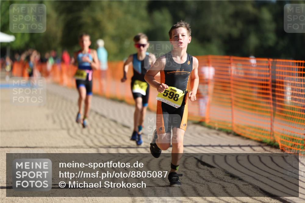 07.09.2025 - 19. Norderstedt Triathlon Michael Strokosch http://msf.ph/oto/8805087 07.09.2025 09:44:51 Laufen 569, 576, 598, 618 meine-sportfotos.de