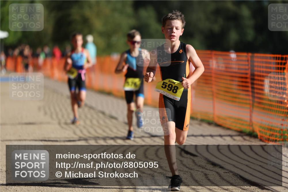 07.09.2025 - 19. Norderstedt Triathlon Michael Strokosch http://msf.ph/oto/8805095 07.09.2025 09:44:51 Laufen 569, 576, 598, 618 meine-sportfotos.de