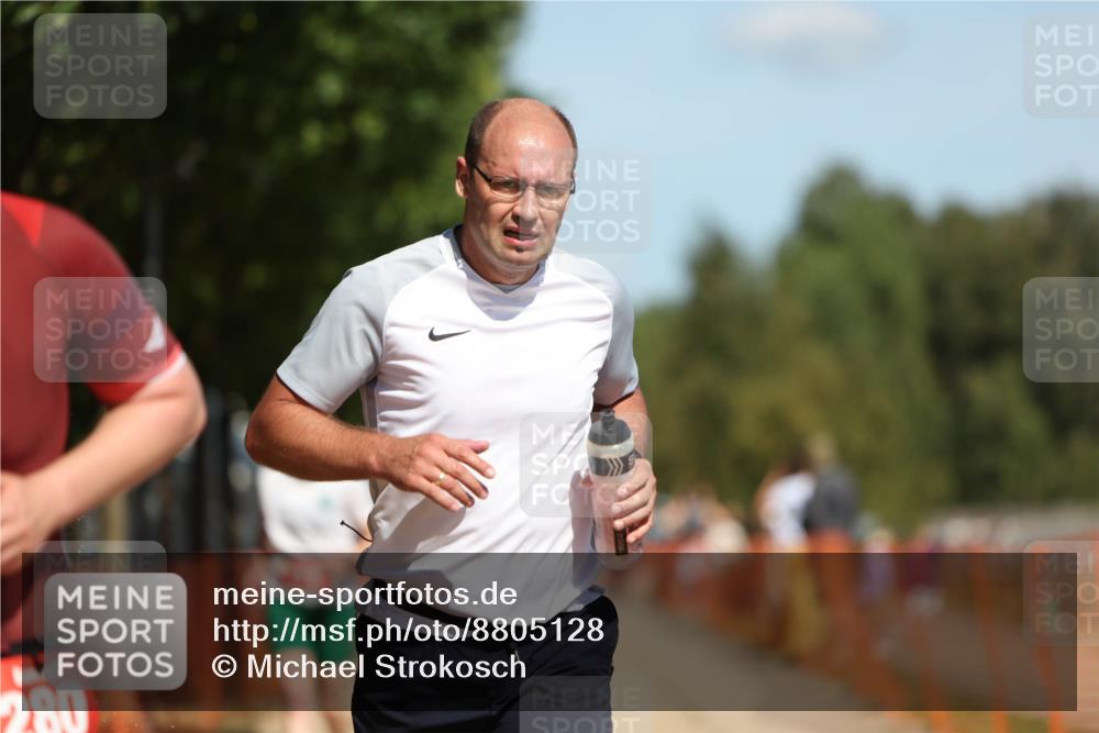 07.09.2025 - 19. Norderstedt Triathlon Michael Strokosch http://msf.ph/oto/8805128 07.09.2025 12:37:16 Laufen 280, 719, 861, 1339 meine-sportfotos.de