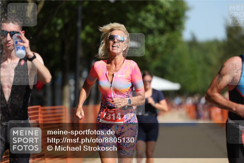 07.09.2025 - 19. Norderstedt Triathlon Michael Strokosch http://msf.ph/oto/8805130 07.09.2025 12:07:25 Laufen 152, 768, 1200, 1314, 1368 meine-sportfotos.de