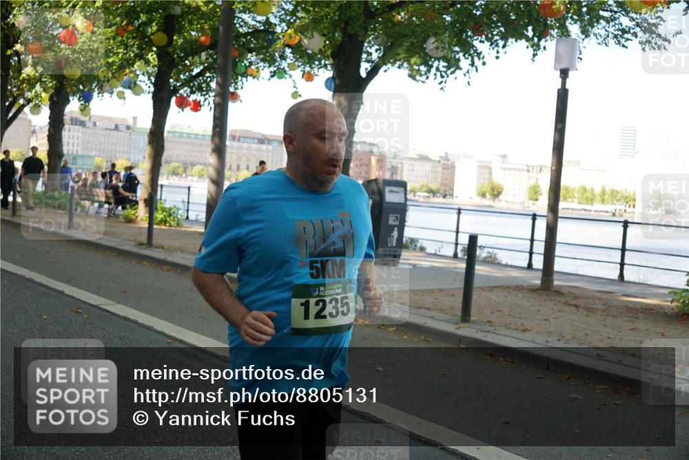 07.09.2025 - BARMER Alsterlauf Yannick Fuchs http://msf.ph/oto/8805131 07.09.2025 11:53:21 Laufen 5, 36, 1235 meine-sportfotos.de