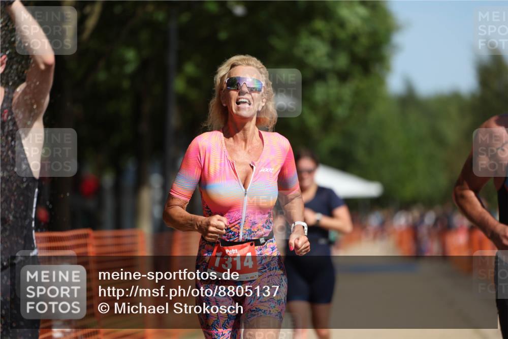 07.09.2025 - 19. Norderstedt Triathlon Michael Strokosch http://msf.ph/oto/8805137 07.09.2025 12:07:26 Laufen 152, 768, 1200, 1314, 1368 meine-sportfotos.de