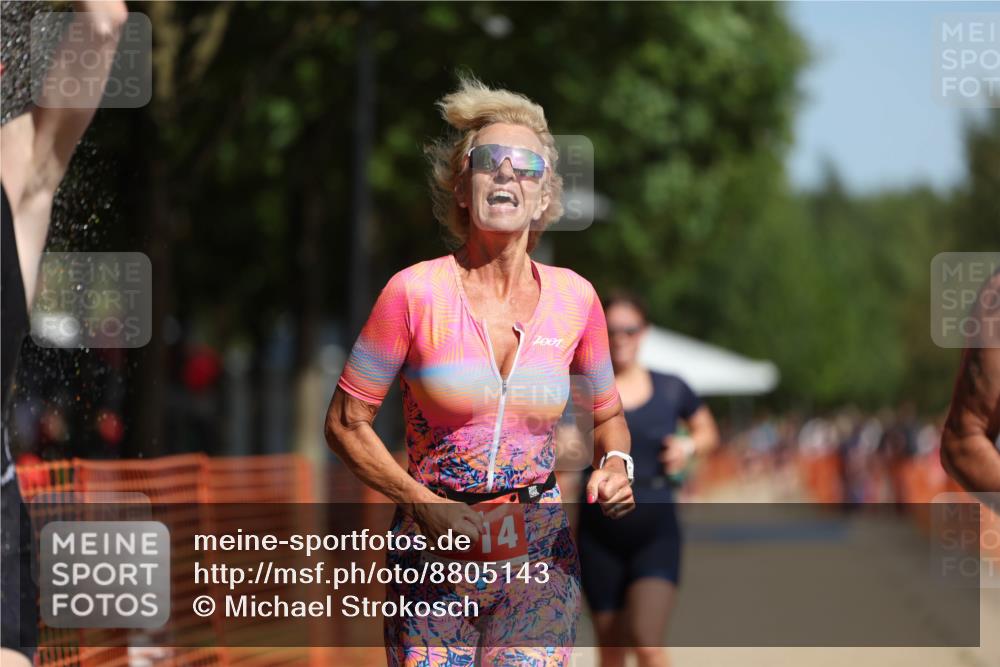 07.09.2025 - 19. Norderstedt Triathlon Michael Strokosch http://msf.ph/oto/8805143 07.09.2025 12:07:26 Laufen 152, 768, 1200, 1314, 1368 meine-sportfotos.de