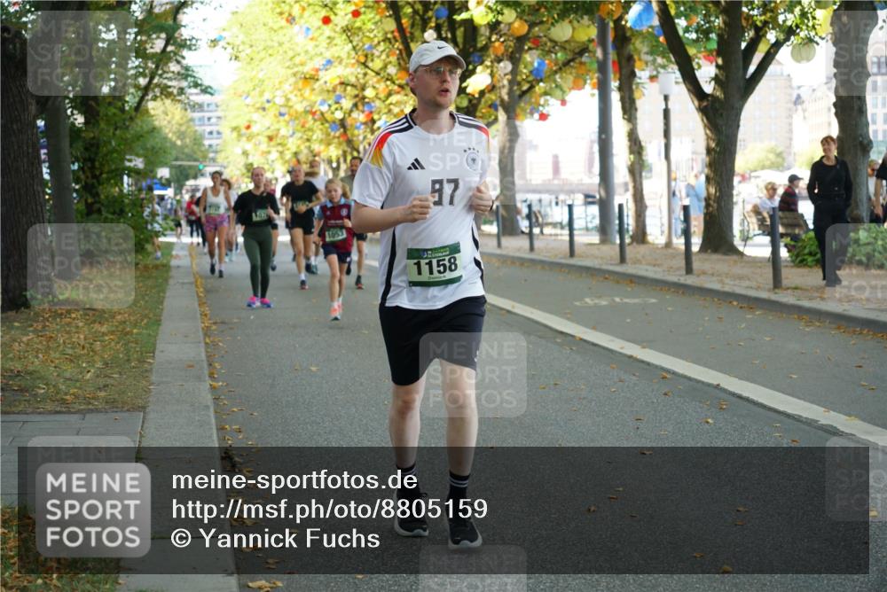 07.09.2025 - BARMER Alsterlauf Yannick Fuchs http://msf.ph/oto/8805159 07.09.2025 11:53:23 Laufen 07, 1053, 97, 1158 meine-sportfotos.de