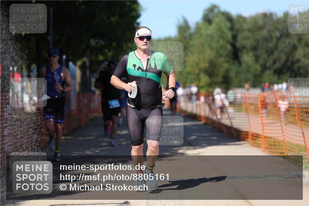 07.09.2025 - 19. Norderstedt Triathlon Michael Strokosch http://msf.ph/oto/8805161 07.09.2025 14:58:53 Laufen 373, 1000, 1011, 1018, 1034, 1042, 1459 meine-sportfotos.de