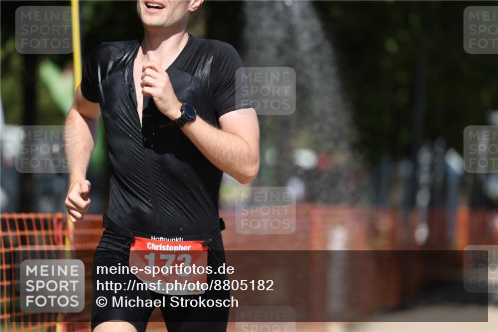 07.09.2025 - 19. Norderstedt Triathlon Michael Strokosch http://msf.ph/oto/8805182 07.09.2025 13:15:16 Laufen 173, 346 meine-sportfotos.de