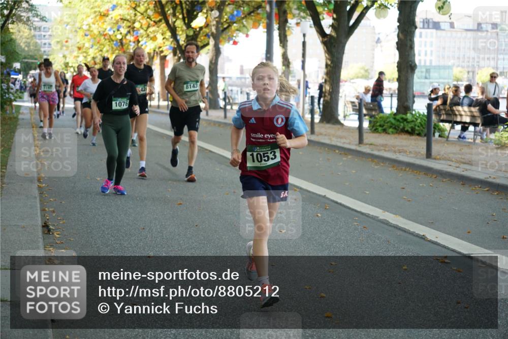 07.09.2025 - BARMER Alsterlauf Yannick Fuchs http://msf.ph/oto/8805212 07.09.2025 11:53:27 Laufen 1076, 8143, 1053 meine-sportfotos.de