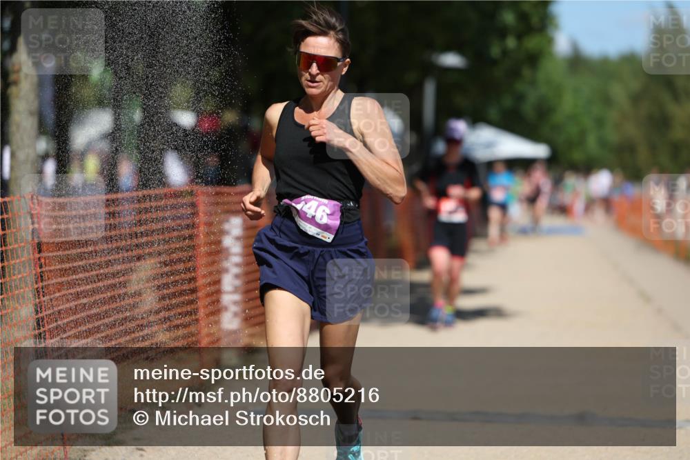 07.09.2025 - 19. Norderstedt Triathlon Michael Strokosch http://msf.ph/oto/8805216 07.09.2025 13:15:22 Laufen 346, 1338 meine-sportfotos.de