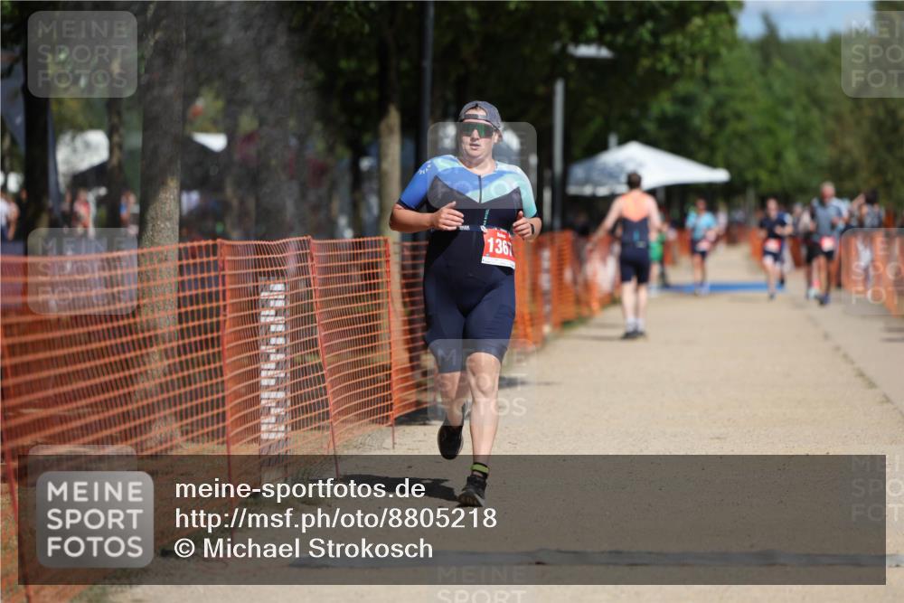 07.09.2025 - 19. Norderstedt Triathlon Michael Strokosch http://msf.ph/oto/8805218 07.09.2025 12:37:23 Laufen 1339, 1367 meine-sportfotos.de