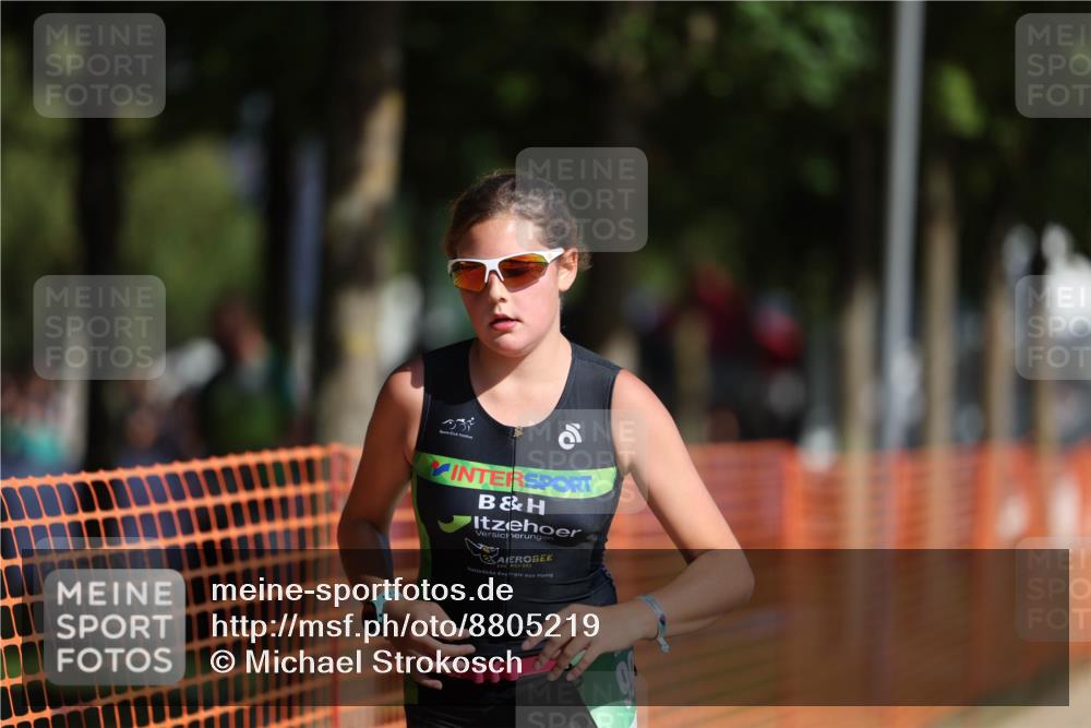 07.09.2025 - 19. Norderstedt Triathlon Michael Strokosch http://msf.ph/oto/8805219 07.09.2025 11:08:00 Laufen 99 meine-sportfotos.de