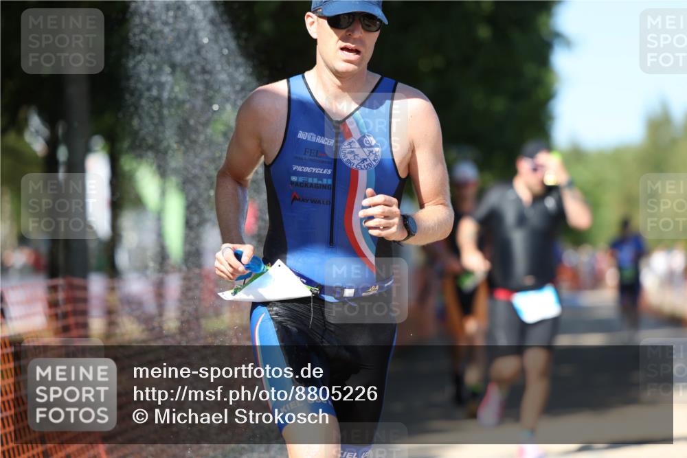 07.09.2025 - 19. Norderstedt Triathlon Michael Strokosch http://msf.ph/oto/8805226 07.09.2025 14:58:56 Laufen 1000, 1011, 1018, 1034, 1039, 1042, 1459, 1462 meine-sportfotos.de