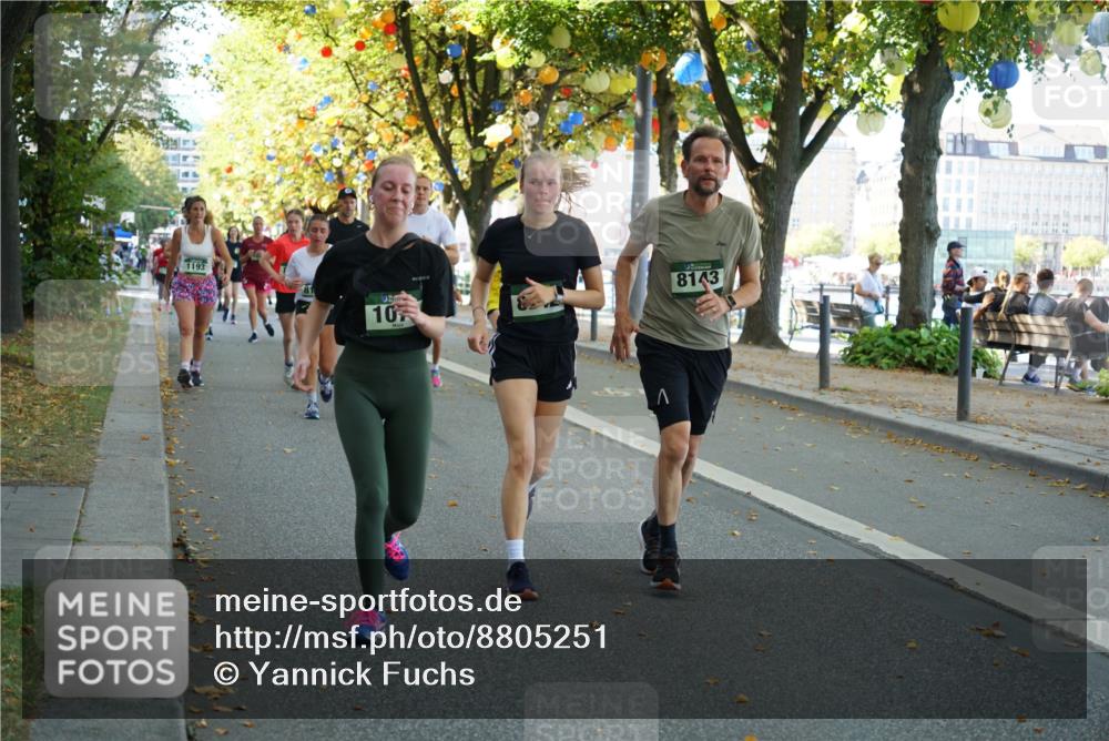 07.09.2025 - BARMER Alsterlauf Yannick Fuchs http://msf.ph/oto/8805251 07.09.2025 11:53:29 Laufen 1193, 81, 10, 8143 meine-sportfotos.de