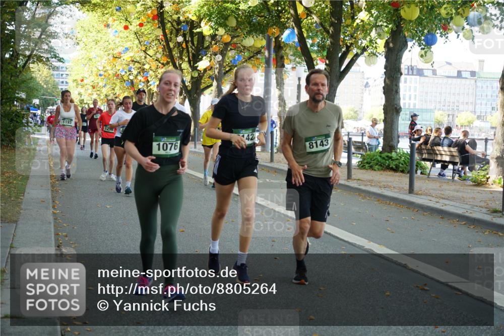 07.09.2025 - BARMER Alsterlauf Yannick Fuchs http://msf.ph/oto/8805264 07.09.2025 11:53:29 Laufen 1193, 1250, 8, 42, 1076, 8143 meine-sportfotos.de