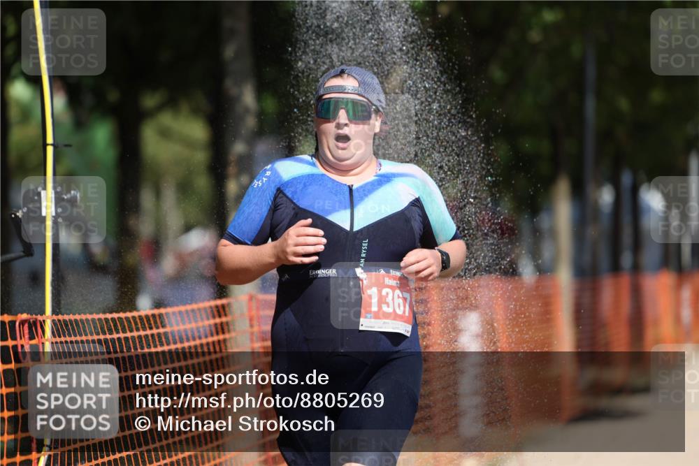 07.09.2025 - 19. Norderstedt Triathlon Michael Strokosch http://msf.ph/oto/8805269 07.09.2025 12:37:26 Laufen 1367 meine-sportfotos.de
