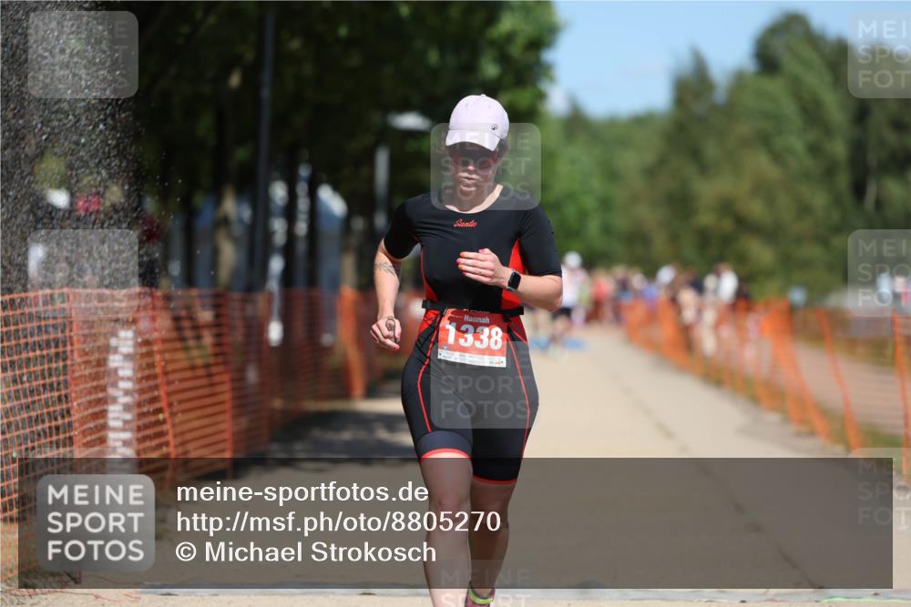 07.09.2025 - 19. Norderstedt Triathlon Michael Strokosch http://msf.ph/oto/8805270 07.09.2025 13:15:25 Laufen 346, 1338 meine-sportfotos.de