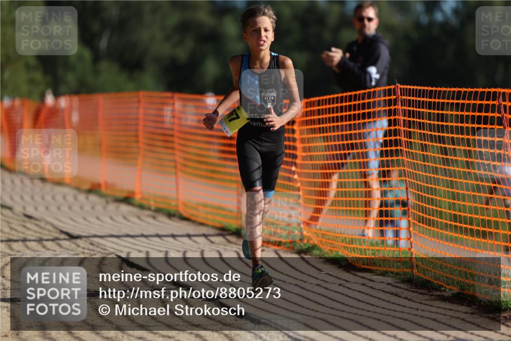07.09.2025 - 19. Norderstedt Triathlon Michael Strokosch http://msf.ph/oto/8805273 07.09.2025 09:45:07 Laufen 567 meine-sportfotos.de