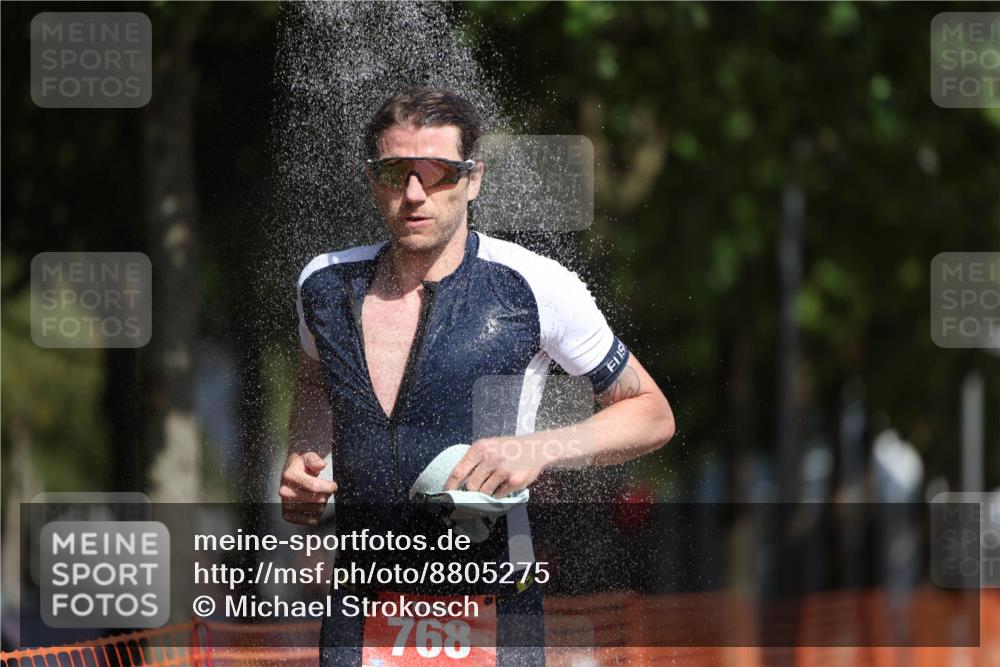 07.09.2025 - 19. Norderstedt Triathlon Michael Strokosch http://msf.ph/oto/8805275 07.09.2025 12:07:33 Laufen 768 meine-sportfotos.de