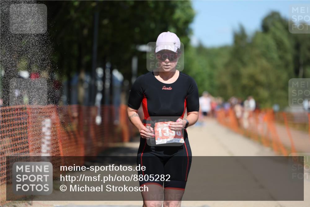 07.09.2025 - 19. Norderstedt Triathlon Michael Strokosch http://msf.ph/oto/8805282 07.09.2025 13:15:26 Laufen 1338 meine-sportfotos.de