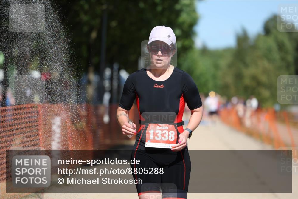 07.09.2025 - 19. Norderstedt Triathlon Michael Strokosch http://msf.ph/oto/8805288 07.09.2025 13:15:26 Laufen 1338 meine-sportfotos.de