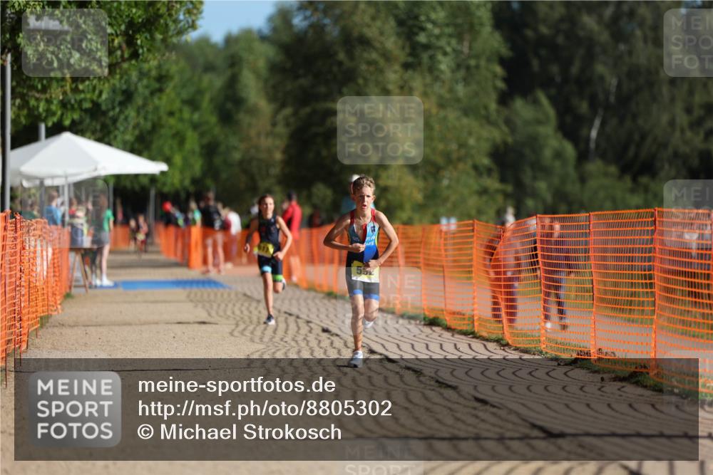 07.09.2025 - 19. Norderstedt Triathlon Michael Strokosch http://msf.ph/oto/8805302 07.09.2025 09:45:11 Laufen 567, 592 meine-sportfotos.de