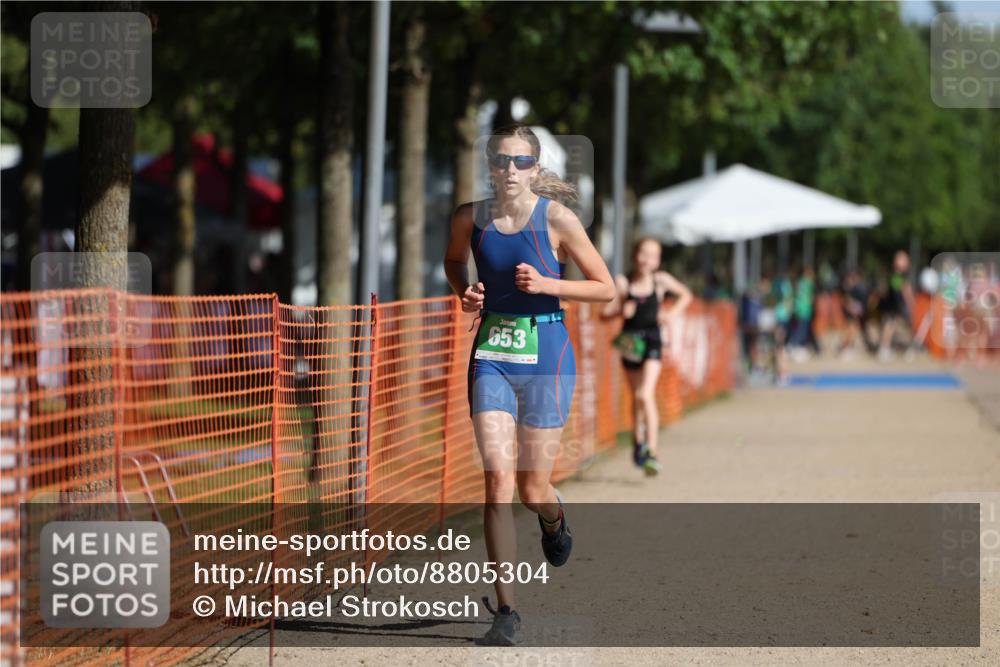 07.09.2025 - 19. Norderstedt Triathlon Michael Strokosch http://msf.ph/oto/8805304 07.09.2025 11:08:28 Laufen 653 meine-sportfotos.de