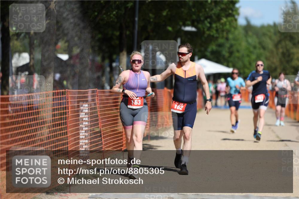 07.09.2025 - 19. Norderstedt Triathlon Michael Strokosch http://msf.ph/oto/8805305 07.09.2025 12:37:35 Laufen 162, 163, 192, 699, 761 meine-sportfotos.de