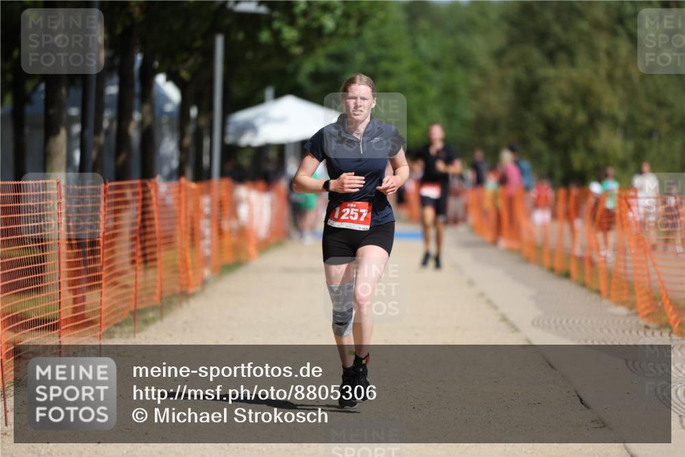 07.09.2025 - 19. Norderstedt Triathlon Michael Strokosch http://msf.ph/oto/8805306 07.09.2025 12:07:52 Laufen 1257 meine-sportfotos.de
