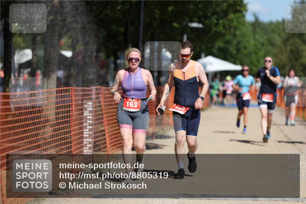 07.09.2025 - 19. Norderstedt Triathlon Michael Strokosch http://msf.ph/oto/8805319 07.09.2025 12:37:36 Laufen 162, 163, 192, 699, 761 meine-sportfotos.de