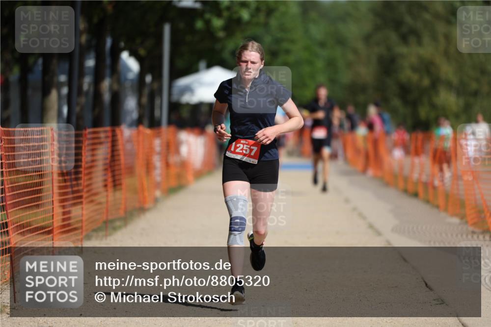 07.09.2025 - 19. Norderstedt Triathlon Michael Strokosch http://msf.ph/oto/8805320 07.09.2025 12:07:52 Laufen 1257 meine-sportfotos.de