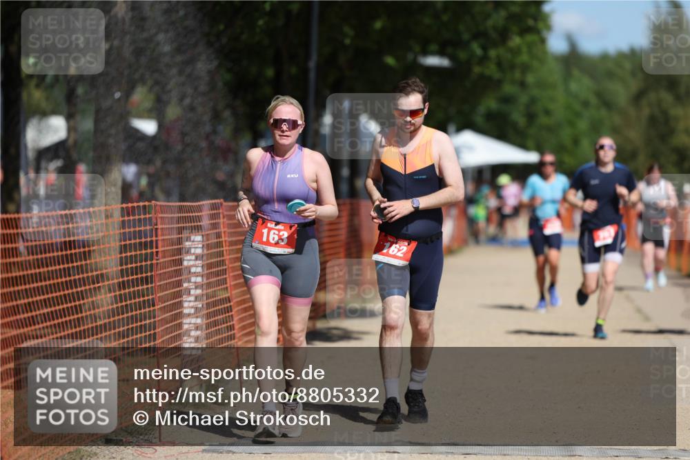 07.09.2025 - 19. Norderstedt Triathlon Michael Strokosch http://msf.ph/oto/8805332 07.09.2025 12:37:36 Laufen 162, 163, 192, 699, 761 meine-sportfotos.de