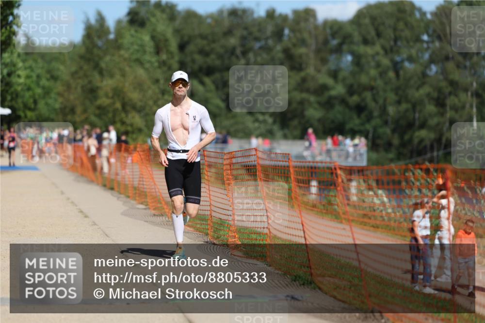 07.09.2025 - 19. Norderstedt Triathlon Michael Strokosch http://msf.ph/oto/8805333 07.09.2025 13:15:36 Laufen 236, 1252, 1297, 1337, 1366 meine-sportfotos.de