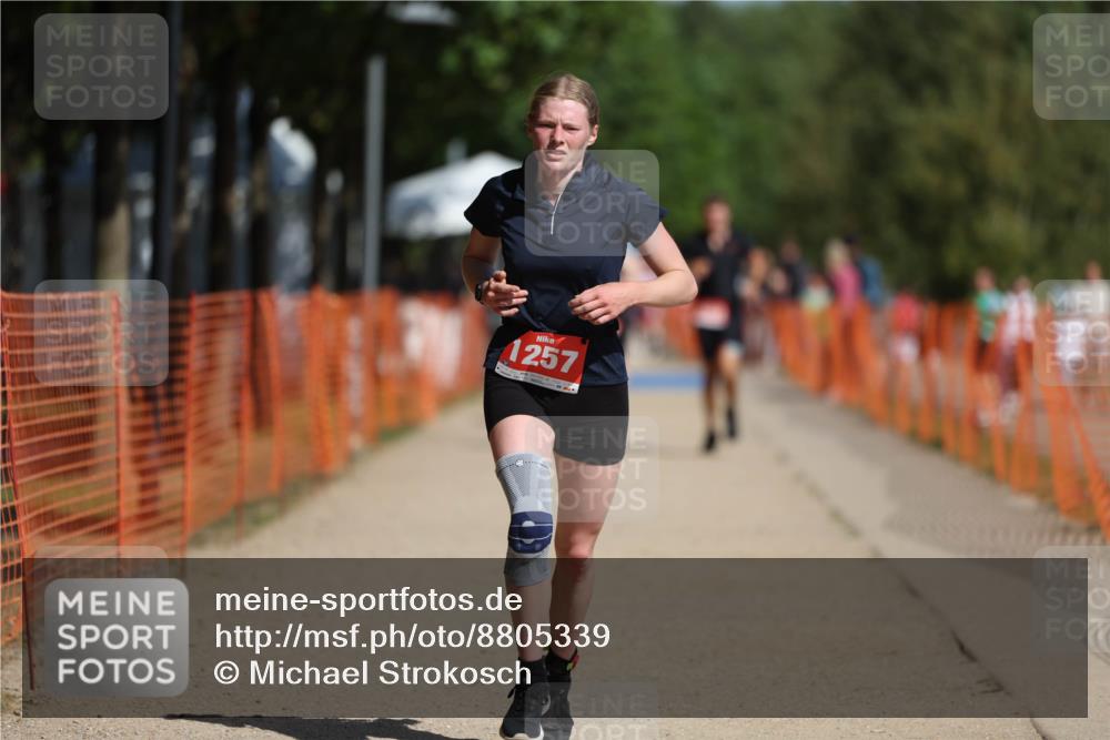 07.09.2025 - 19. Norderstedt Triathlon Michael Strokosch http://msf.ph/oto/8805339 07.09.2025 12:07:53 Laufen 1223, 1257 meine-sportfotos.de