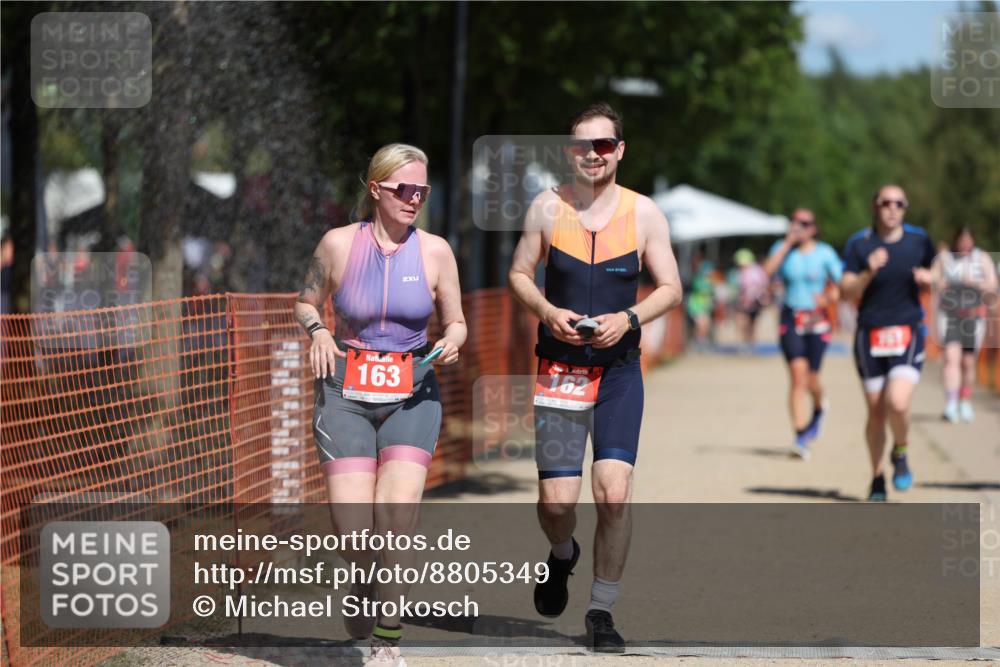 07.09.2025 - 19. Norderstedt Triathlon Michael Strokosch http://msf.ph/oto/8805349 07.09.2025 12:37:37 Laufen 162, 163, 192, 699, 761 meine-sportfotos.de