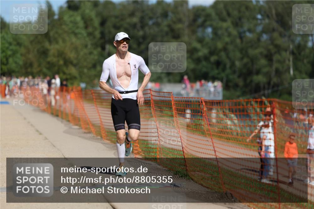 07.09.2025 - 19. Norderstedt Triathlon Michael Strokosch http://msf.ph/oto/8805355 07.09.2025 13:15:37 Laufen 236, 1252, 1297, 1337, 1366 meine-sportfotos.de