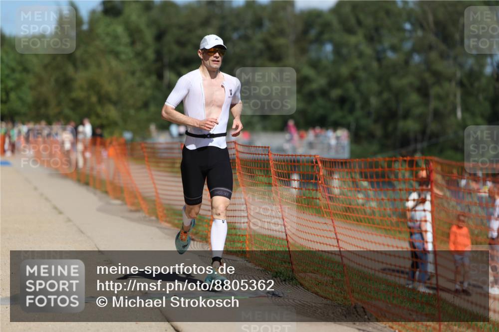 07.09.2025 - 19. Norderstedt Triathlon Michael Strokosch http://msf.ph/oto/8805362 07.09.2025 13:15:37 Laufen 236, 1252, 1297, 1337, 1366 meine-sportfotos.de