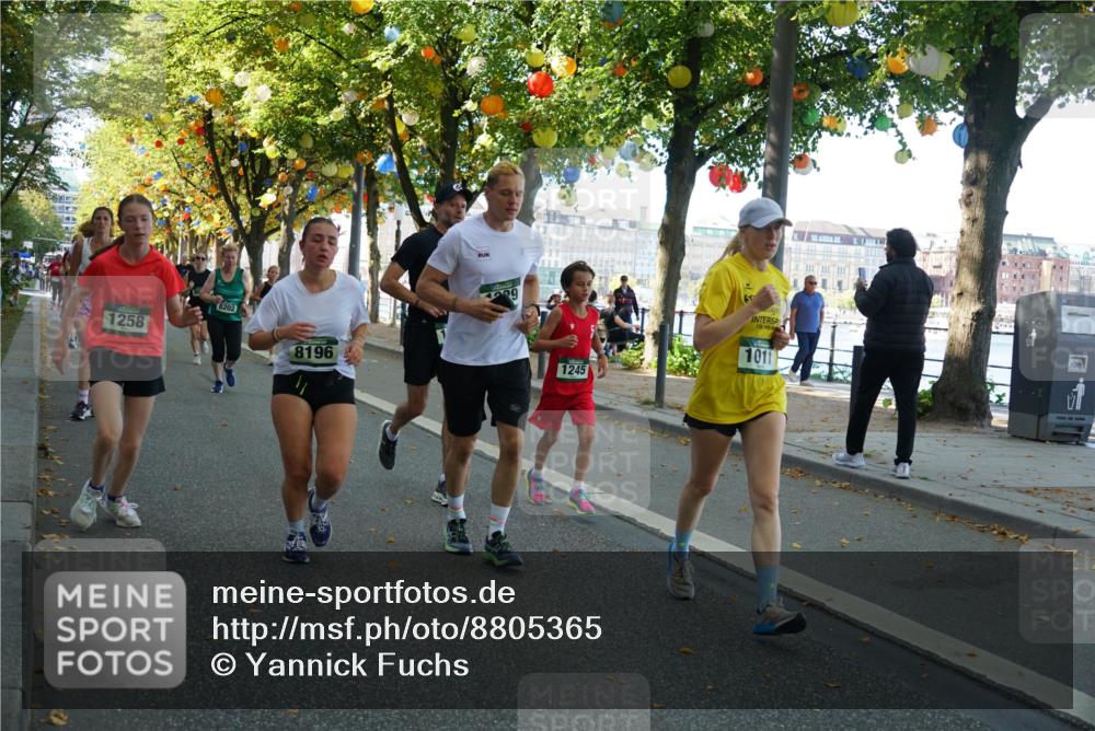 07.09.2025 - BARMER Alsterlauf Yannick Fuchs http://msf.ph/oto/8805365 07.09.2025 11:53:34 Laufen 1258, 8202, 8196, 9, 1245, 1112, 11 meine-sportfotos.de