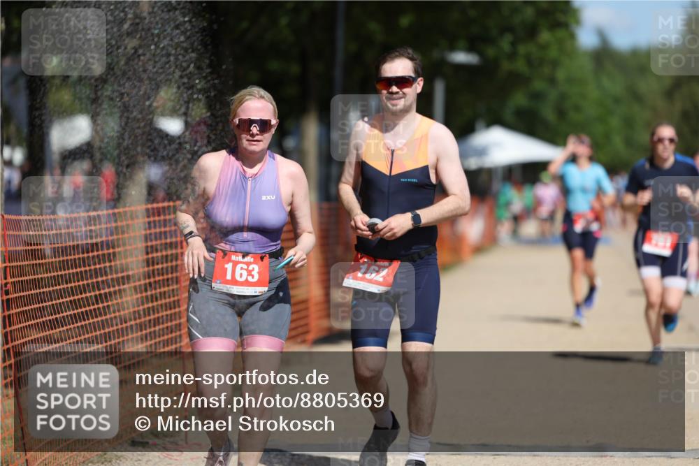 07.09.2025 - 19. Norderstedt Triathlon Michael Strokosch http://msf.ph/oto/8805369 07.09.2025 12:37:37 Laufen 162, 163, 192, 699, 761 meine-sportfotos.de