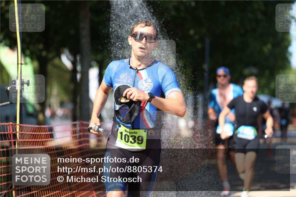 07.09.2025 - 19. Norderstedt Triathlon Michael Strokosch http://msf.ph/oto/8805374 07.09.2025 14:59:03 Laufen 880, 997, 1010, 1011, 1018, 1039, 1416, 1462 meine-sportfotos.de