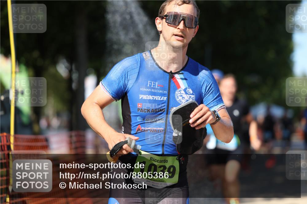 07.09.2025 - 19. Norderstedt Triathlon Michael Strokosch http://msf.ph/oto/8805386 07.09.2025 14:59:04 Laufen 428, 880, 997, 1010, 1011, 1018, 1039, 1416, 1462 meine-sportfotos.de